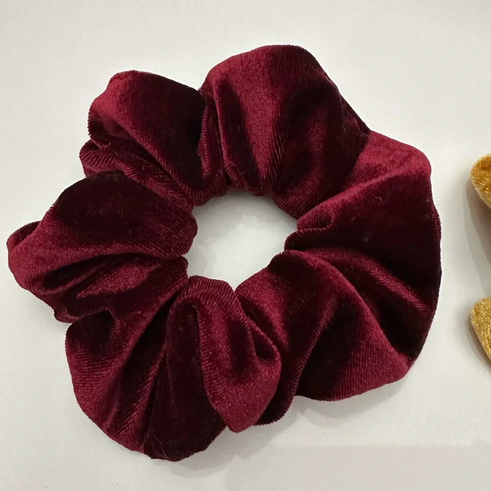 NWOT Velvet Fall Chunky Hair Scrunchie 2-Pack Wine Burgundy Yellow Gold One Size